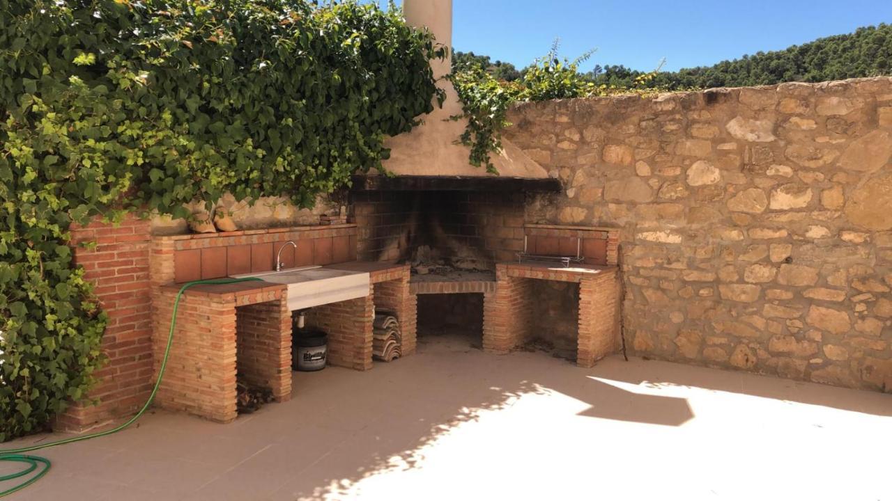 Masia Mas De La Creu Valderrobres Exterior foto